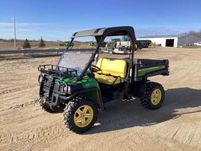 John Deere GATOR XUV 825i Utility Vehicle