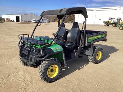 John Deere GATOR XUV 825i Utility Vehicle