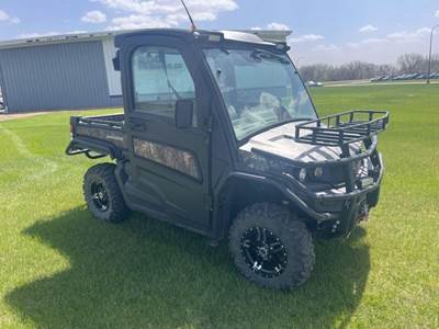 John Deere GATOR XUV 835R Utility Vehicle