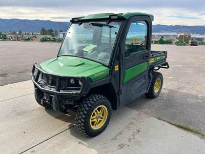 John Deere GATOR XUV 835R Utility Vehicle