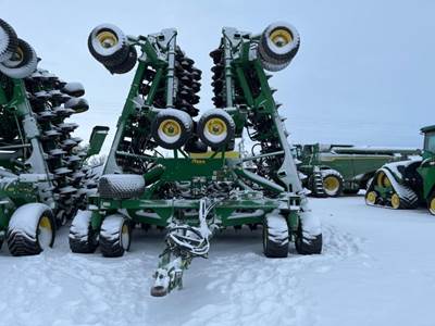 John Deere 1890 Seeder