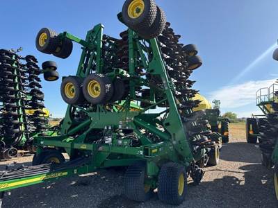 John Deere 1890 Seeder