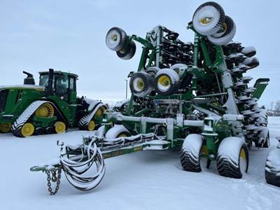 John Deere C850 Seeder