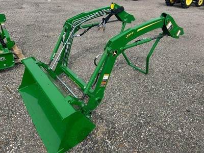 John Deere 220R