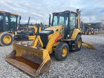 Caterpillar 420F2 Backhoe