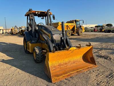 John Deere 310 P-TIER Backhoe