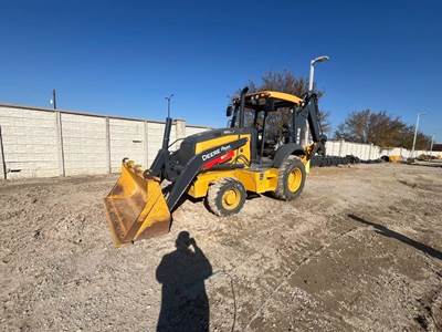 John Deere 310 P-TIER Backhoe
