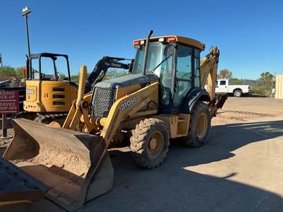 John Deere 310SG Backhoe