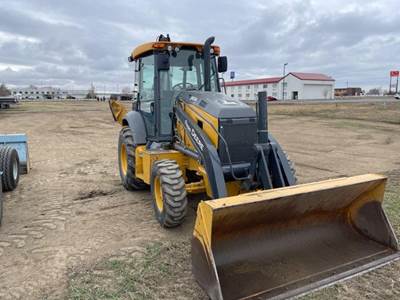 John Deere 310SL Backhoe