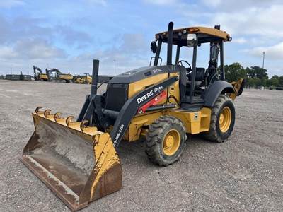John Deere 310SL Backhoe