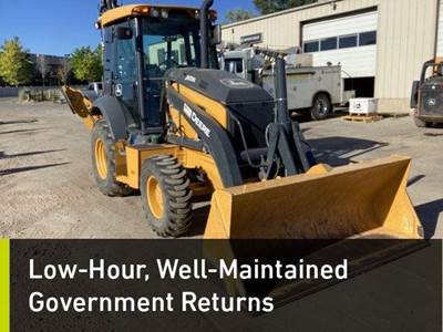 John Deere 310SL Backhoe