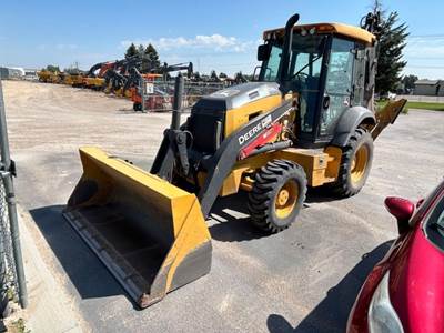 John Deere 310SL Backhoe