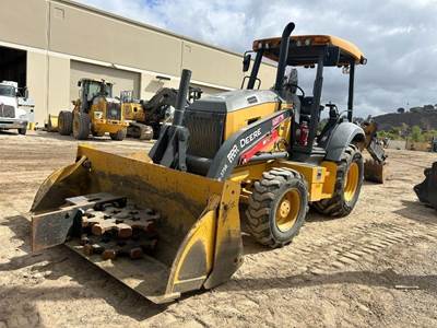 John Deere 310SL Backhoe