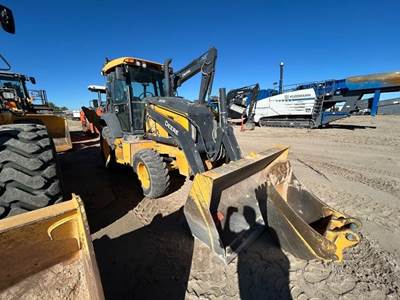 John Deere 310SL Backhoe