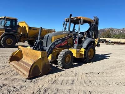 John Deere 310SL Backhoe