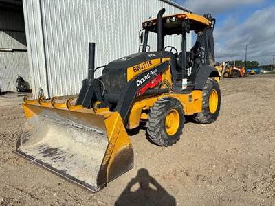 John Deere 310SL Backhoe