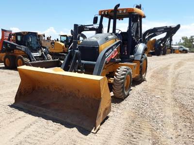 John Deere 320 P-TIER Backhoe
