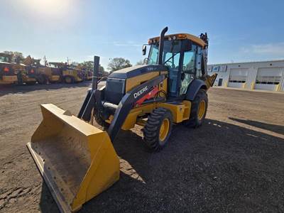 John Deere 320 P-TIER Backhoe