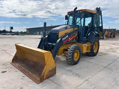 John Deere 320 P-TIER Backhoe