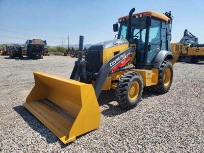 John Deere 320 P-TIER Backhoe