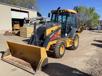 John Deere 320 P-TIER Backhoe