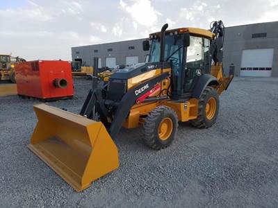John Deere 320 P-TIER Backhoe