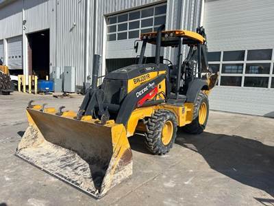 John Deere 320 P-TIER Backhoe