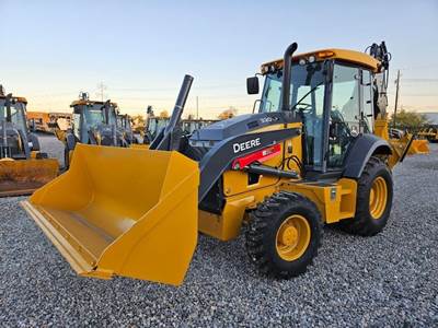 John Deere 320 P-TIER Backhoe
