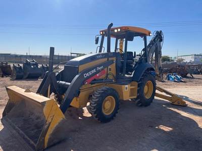 John Deere 320 P-TIER Backhoe