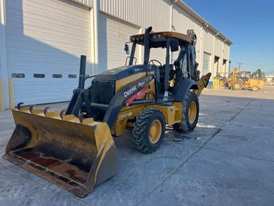 John Deere 320 P-TIER Backhoe
