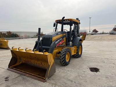 John Deere 320 P-TIER Backhoe