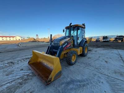 John Deere 320 P-TIER Backhoe
