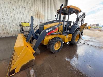 John Deere 410 Backhoe
