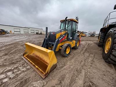 John Deere 410 Backhoe