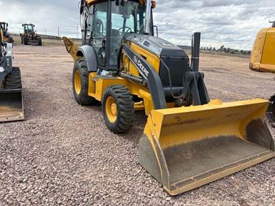 John Deere 410 Backhoe