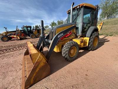 John Deere 410K Backhoe