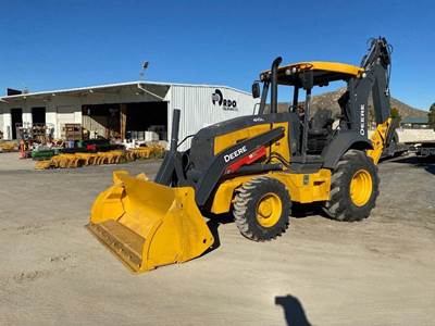 John Deere 410L Backhoe
