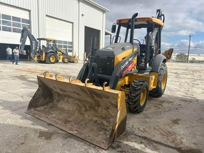 John Deere 410L Backhoe