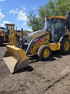 John Deere 410L Backhoe