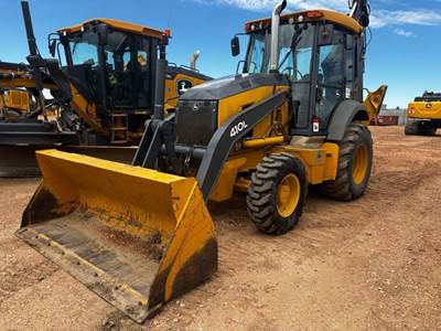 John Deere 410L Backhoe