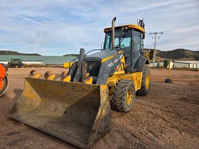 John Deere 710J Backhoe