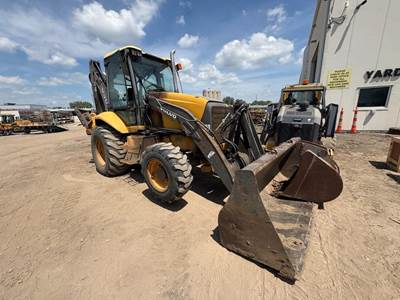 Volvo BL70 Backhoe