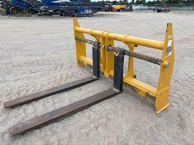 John Deere 624FORKSVIS Bale Spear