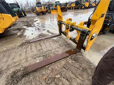 John Deere 644FORKS76 Bale Spear