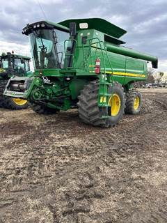John Deere 9770 STS Combine