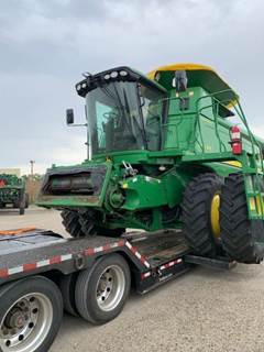 John Deere 9870 STS Combine
