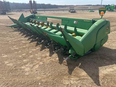 John Deere 612C Corn Head