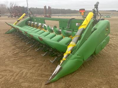John Deere 612C Corn Head