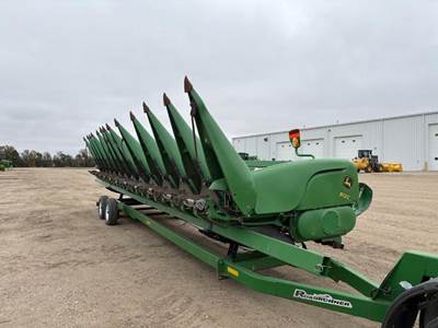 John Deere 612C Corn Head
