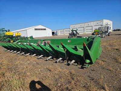 John Deere 612C Corn Head